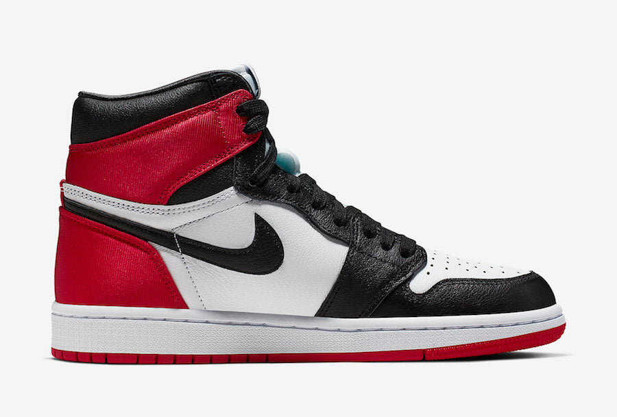 Air Jordan 1 High WMNS "Satin Black Toe"