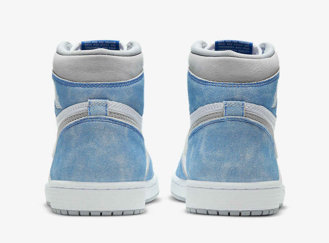Air Jordan 1 High “Hyper Royal”