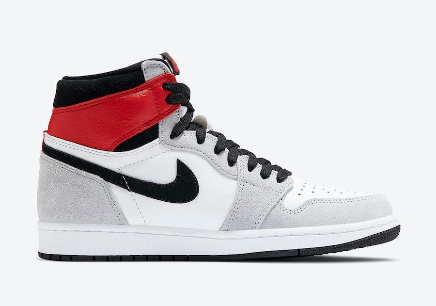 Air Jordan 1 High "Light Smoke Grey"