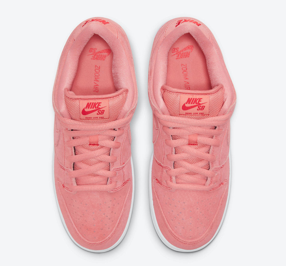 Nike SB Dunk Low "Pink Pig"