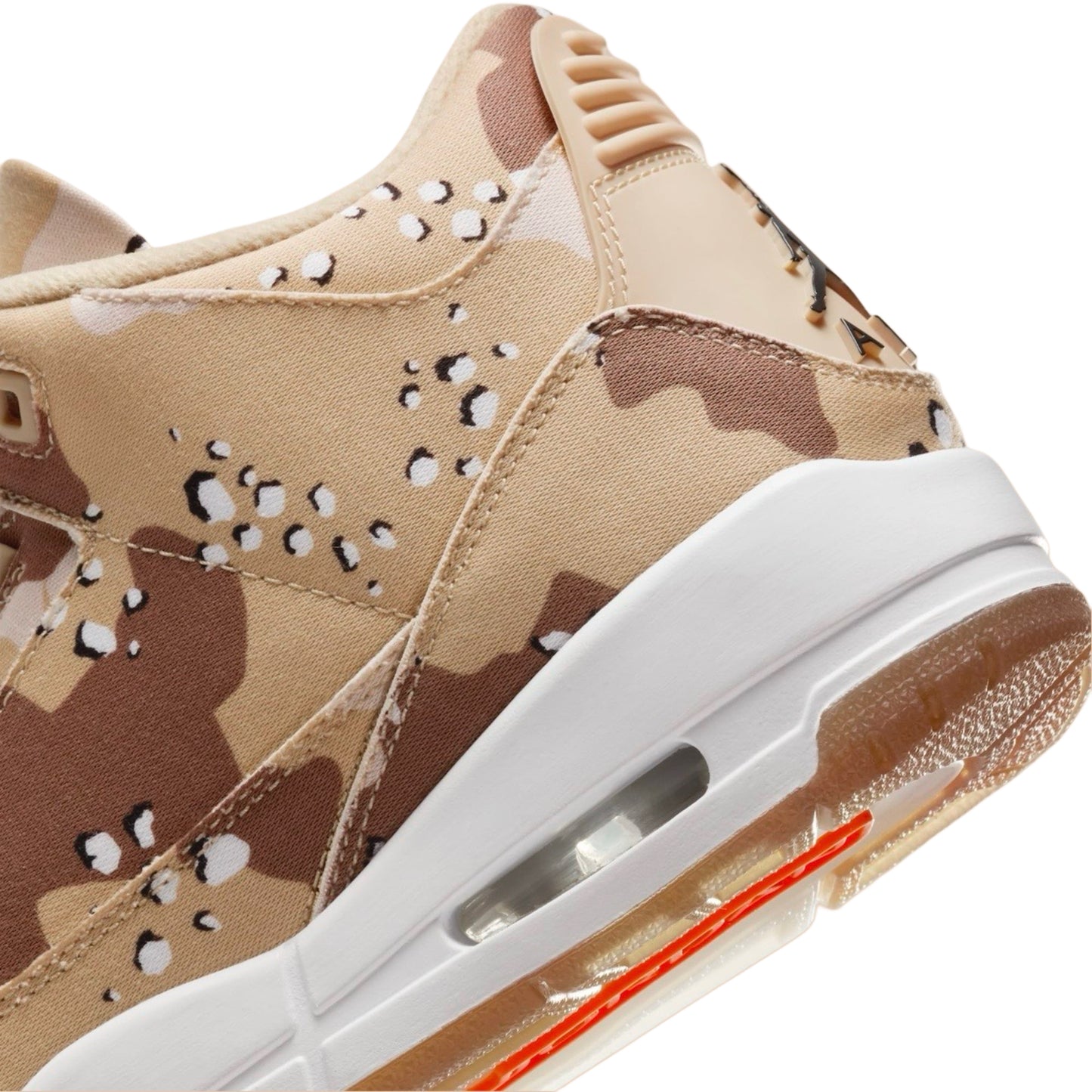 Air Jordan 3 WMNS “Desert Camo”