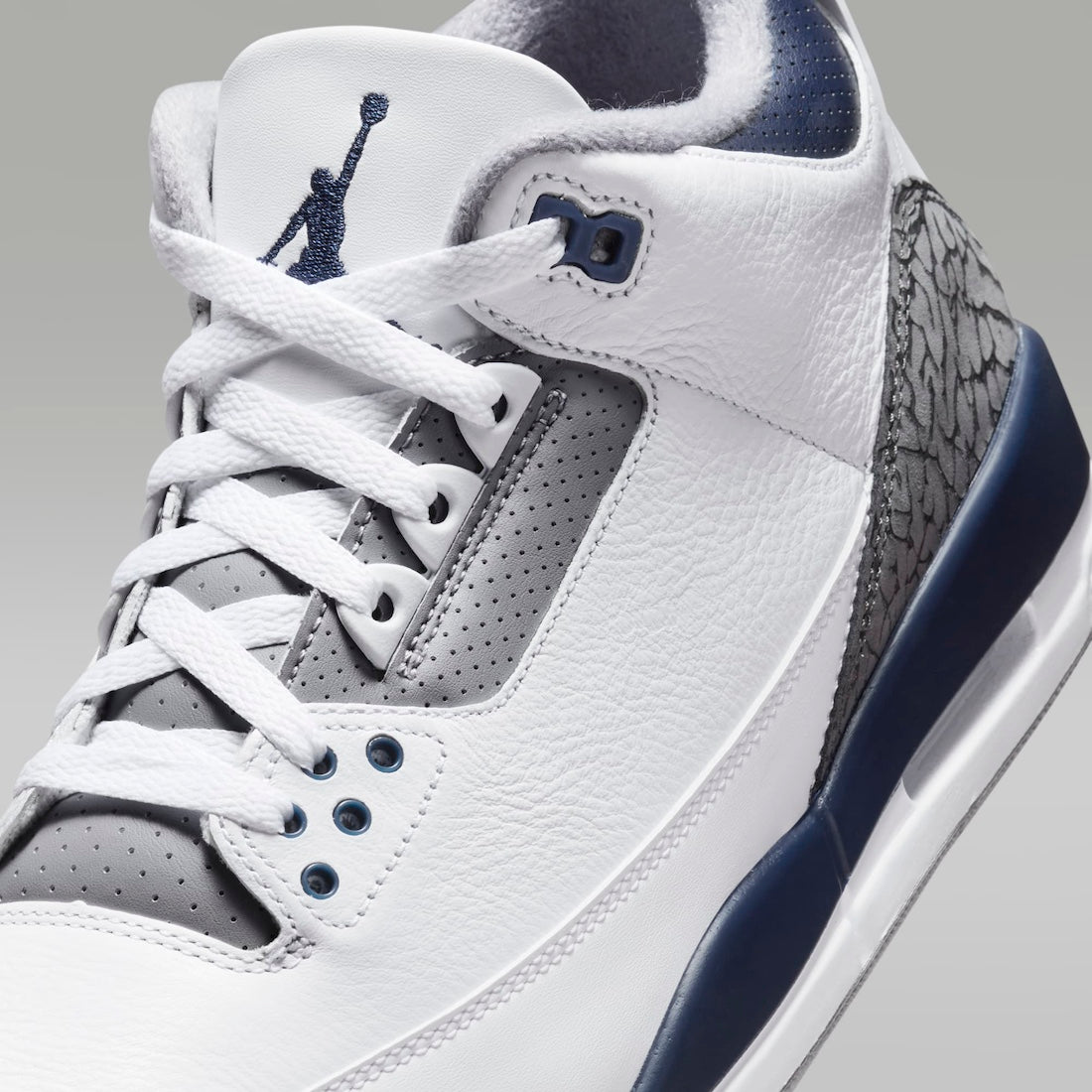 Air Jordan 3 “Midnight Navy”