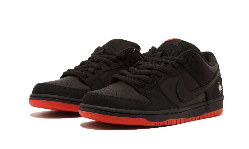 Jeff Staple x Nike SB Dunk Low "Black Pigeon"