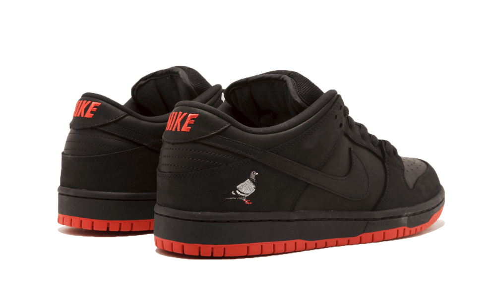 Jeff Staple x Nike SB Dunk Low "Black Pigeon"