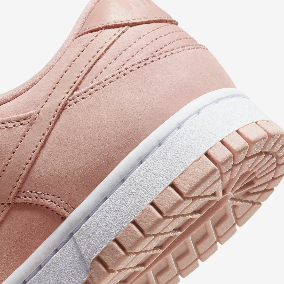 Nike Dunk Low WMNS “Pink Oxford”