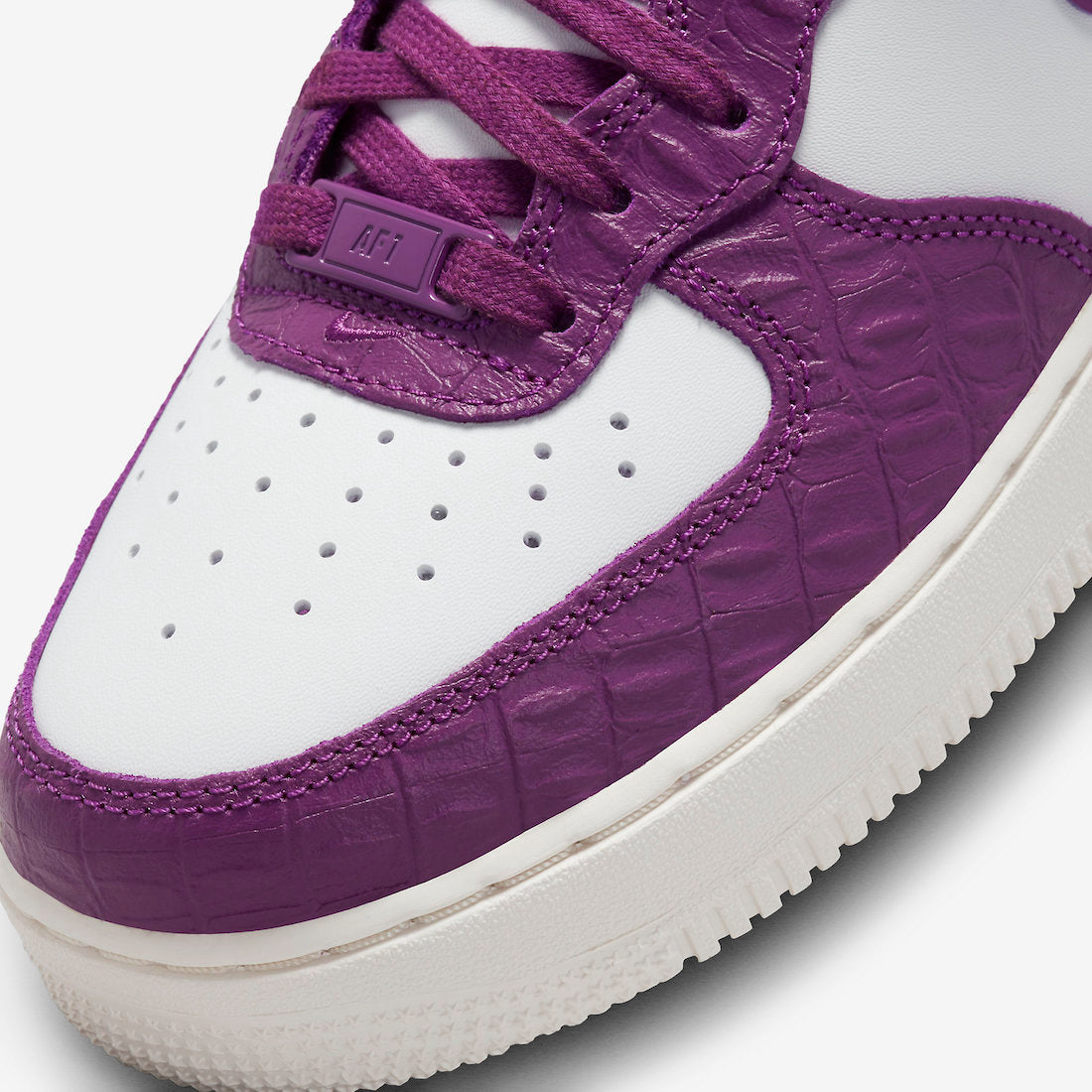 Nike Air Force 1 Mid WMNS “Tokyo 03”