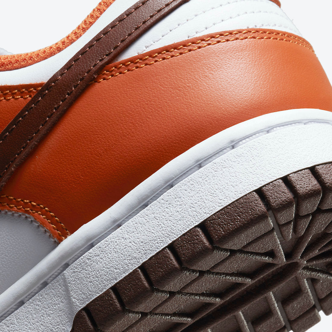 Nike Dunk Low WMNS “Bronze Eclipse”