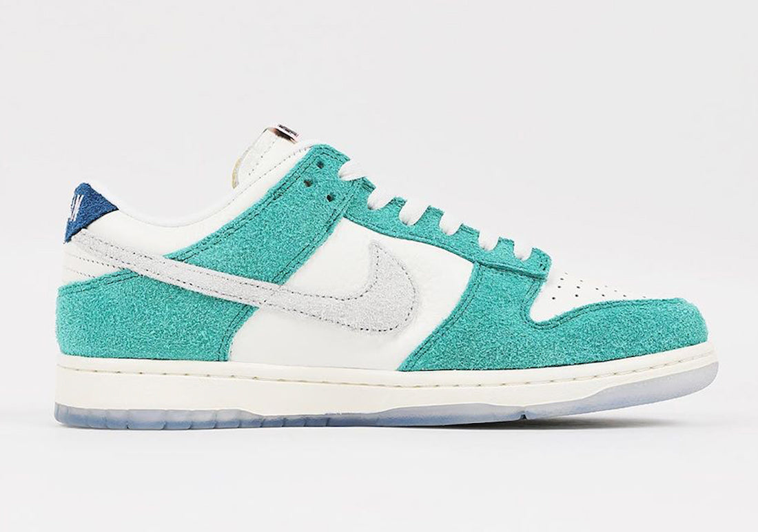 Kasina x Nike Dunk Low “Road Sign"