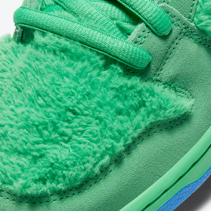 Grateful Dead x Nike SB Dunk Low "Green Bear"