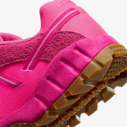 Jacquemus x Nike Air Humara WMNS “Pink Flash”