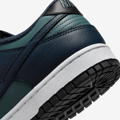 Nike Dunk Low “Armory Navy”